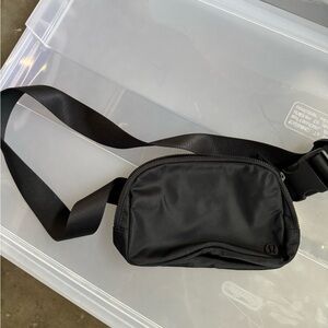Lululemon Everywhere Belt Bag 1L Authentic